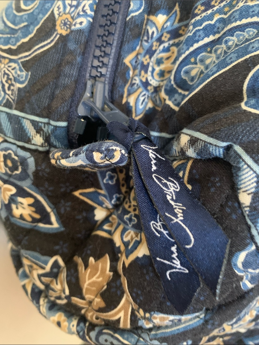 Vera Bradley Windsor Navy Blue Small Duffle Bag FLAW - Picture 2 of 10